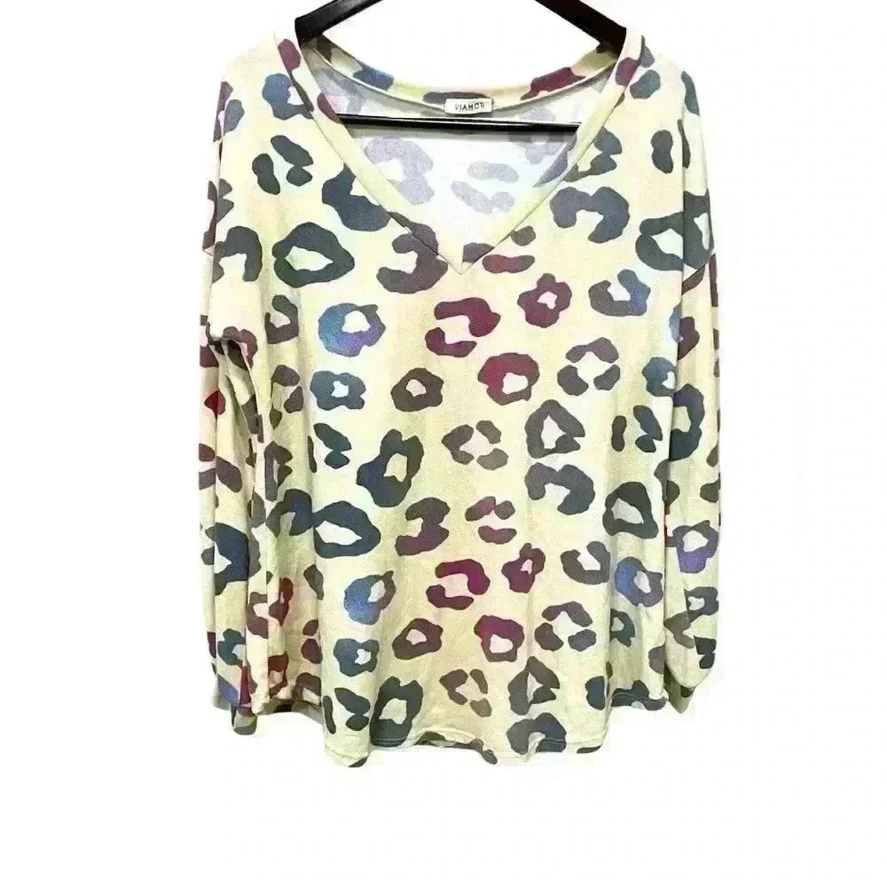 Viamor Soft Long Sleeve Multicolored Leopard Print Oversized Top‎ Size Medium